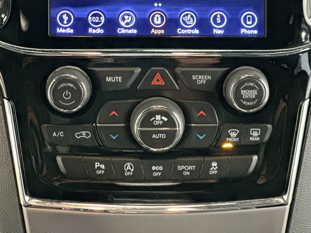 2019 Jeep Grand Cherokee Altitude White at Luther Ford