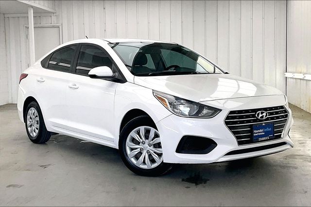 Frost White Pearl 2022 Hyundai Accent Sedan Front-Wheel Drive Continuously Variable Transmission