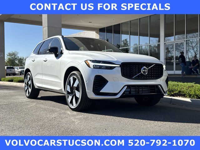 2025 Volvo XC60 Plug-In Hybrid T8 Plus photo