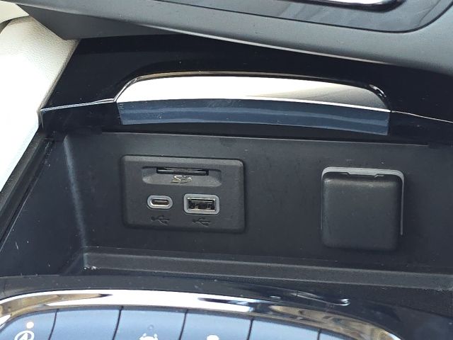 2023 Buick Envision Avenir:C02541