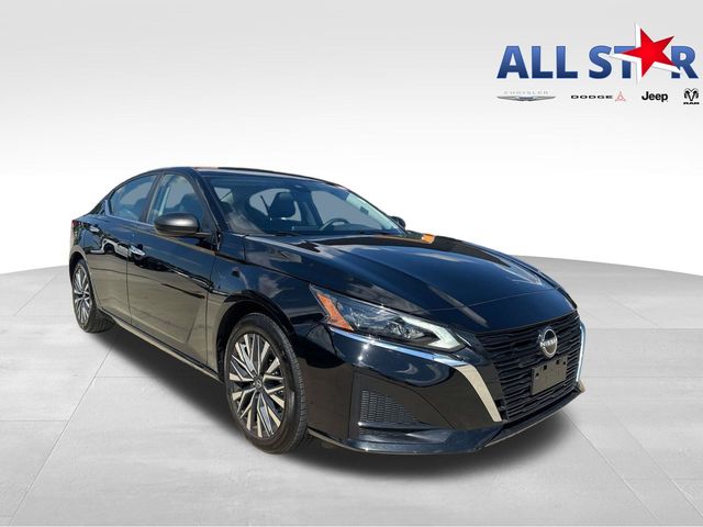 2025 Nissan Altima 2.5 SV FWD