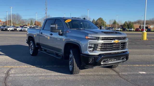 2024 Chevrolet Silverado 2500HD Custom 2