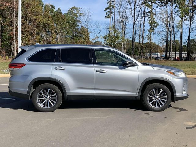 2019 Toyota Highlander XLE 11