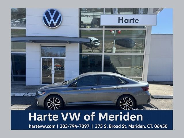 Gray (Platinum) 2024 Volkswagen Jetta Sport FWD Sedan Front-Wheel Drive 8-Speed Automatic