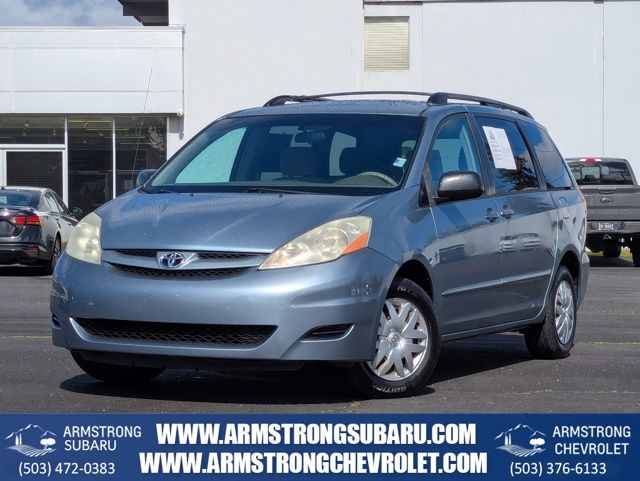 2006 Toyota Sienna LE 7-Passenger