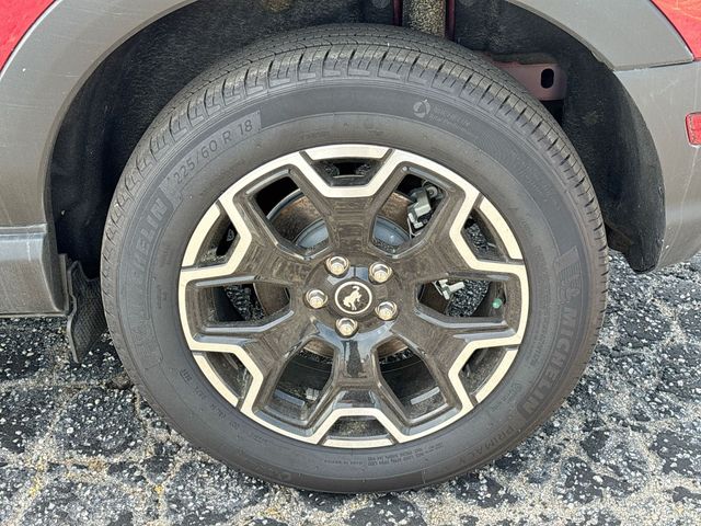 New 2025 Ruby Red Metallic Tinted Clearcoat Ford Outer Banks® image 14