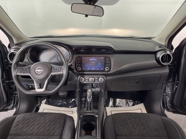 2023 Gun Metallic Nissan Kicks SV FWD SUV