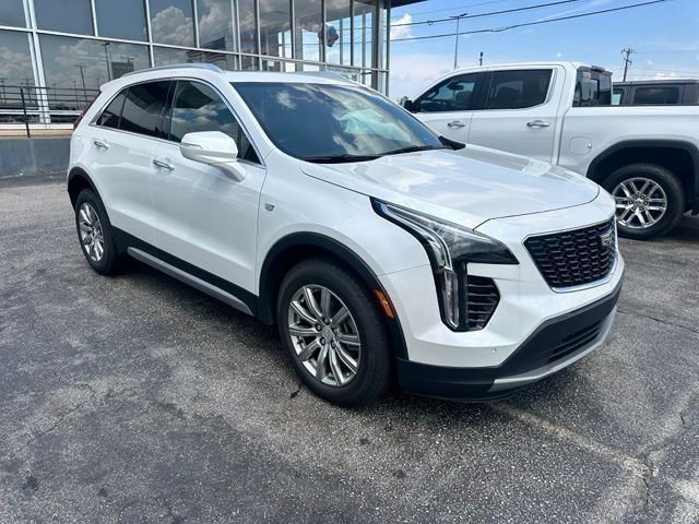 Crystal White 2023 Cadillac XT4 SUV / Crossover Four-Wheel Drive 9-Speed Automatic