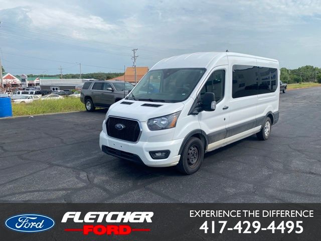 2023 Ford Transit Passenger 350 XLT Medium Roof LB RWD