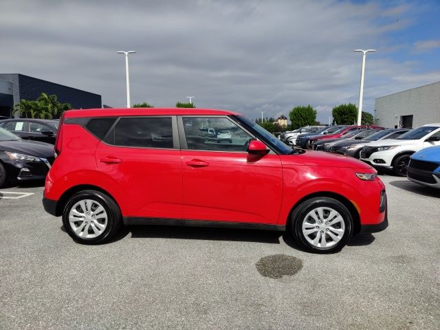 2022 Kia Soul LX 6