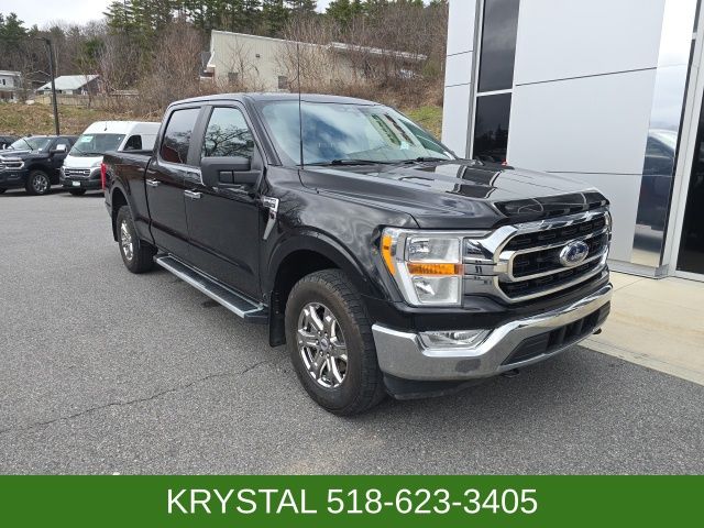 Agate Black Metallic 2022 Ford F-150 XLT SuperCrew 4WD Pickup Truck Four-Wheel Drive Automatic