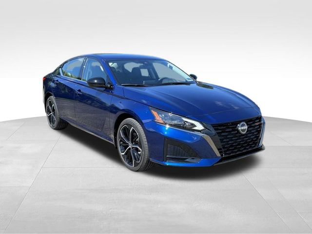 2024 Nissan Altima 2.5 SR 4