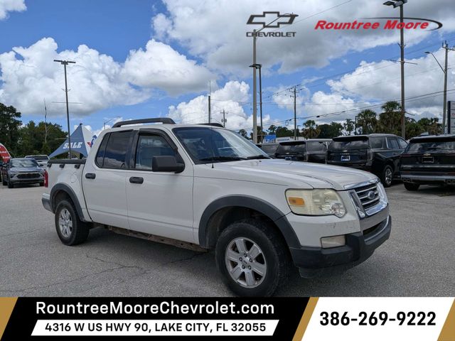 White 2008 Ford Explorer Sport Trac Pickup Truck 4X2 5-Speed Automatic
