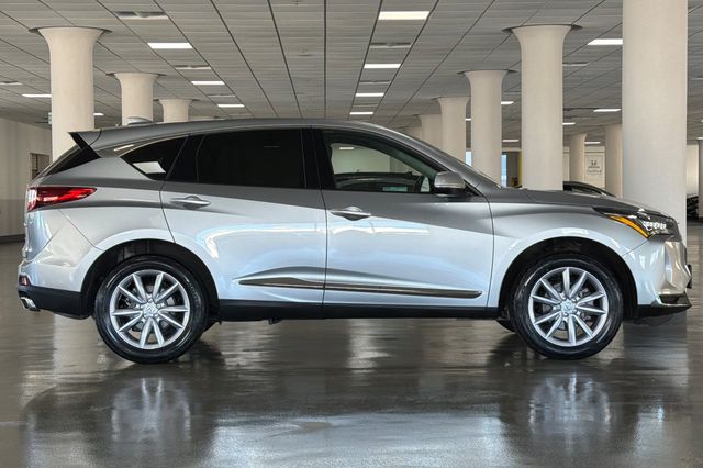 Certified Used 2023 Lunar Silver Metallic Acura Base image 3