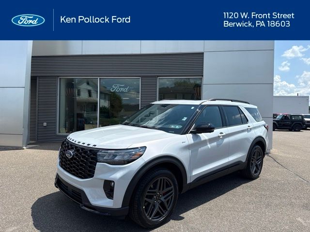 White Metallic 2026 Ford Explorer SUV / Crossover All-Wheel Drive Automatic