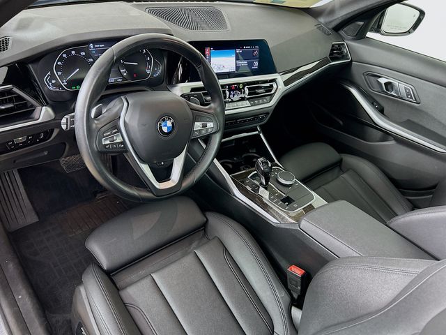 2021 BMW 3 Series 330i xDrive 9