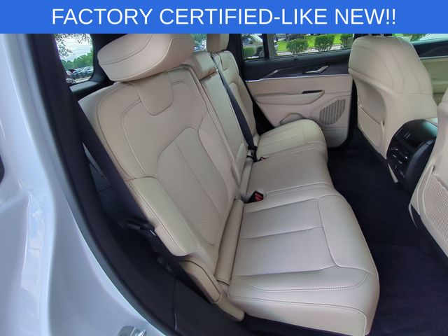 Used 2025 White Jeep Limited image 36
