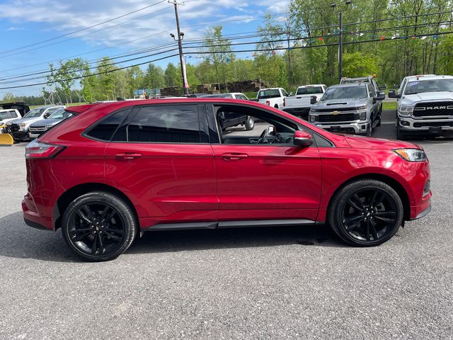 2024 Ford Edge ST - Red Metallic exterior view 8