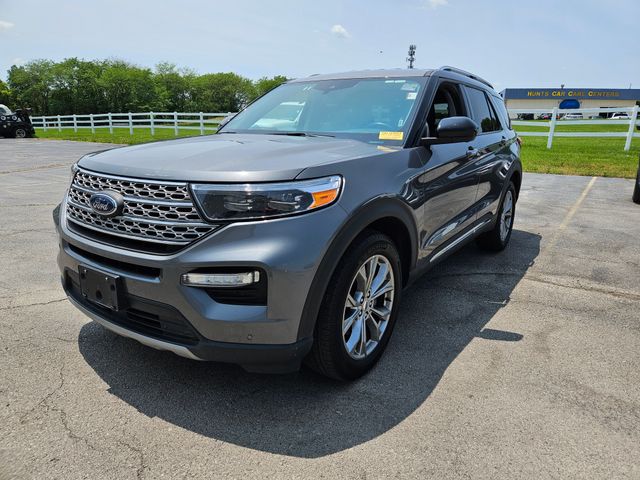 2023 Ford Explorer Limited photo