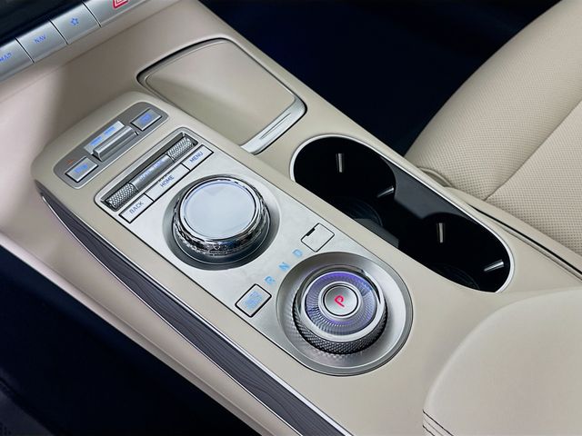 2025 Genesis GV70 Advanced 17