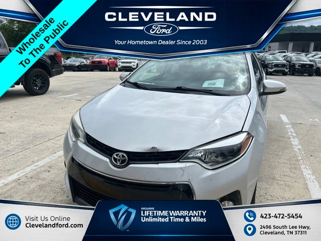 Silver 2014 Toyota Corolla Sedan Front-Wheel Drive Continuously Variable Transmission