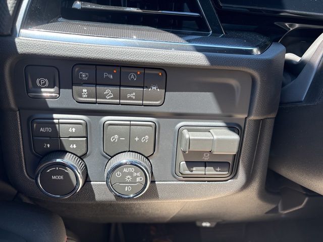 new 2026 Chevrolet Suburban car, priced at $83,205