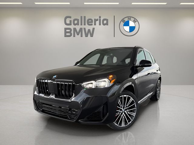 2026 BMW X1 28i's photo
