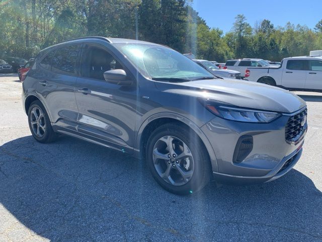 2023 Ford Escape ST-Line 7