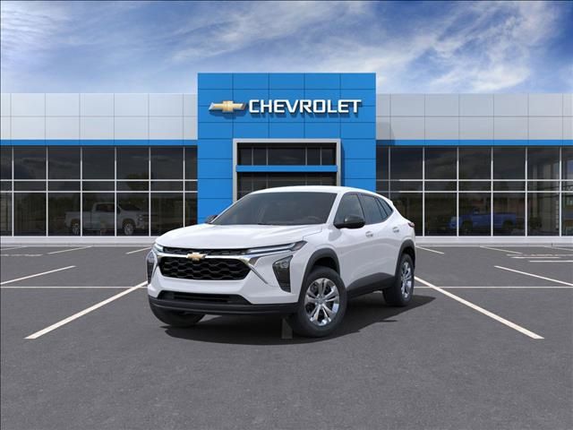 2025 Chevrolet Trax LS 8