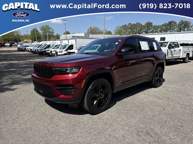 Velvet Red Pearlcoat 2024 Jeep Grand Cherokee Altitude X 4WD SUV / Crossover Four-Wheel Drive 8-Speed Automatic