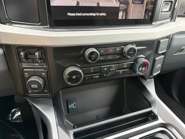 New 2026 White Ford XLT image 19