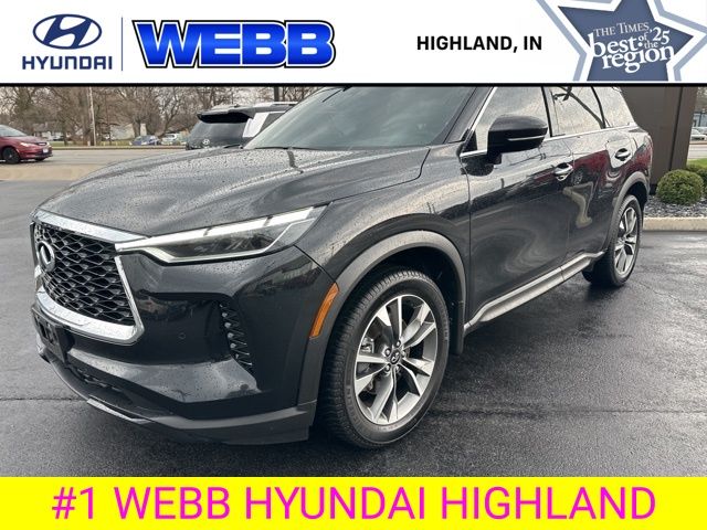 Used 2023 Black INFINITI LUXE image 42
