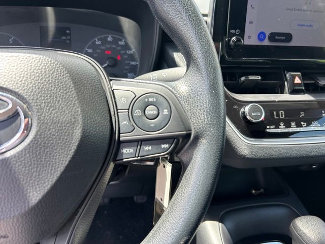 2024 Toyota Corolla LE - Photo 17