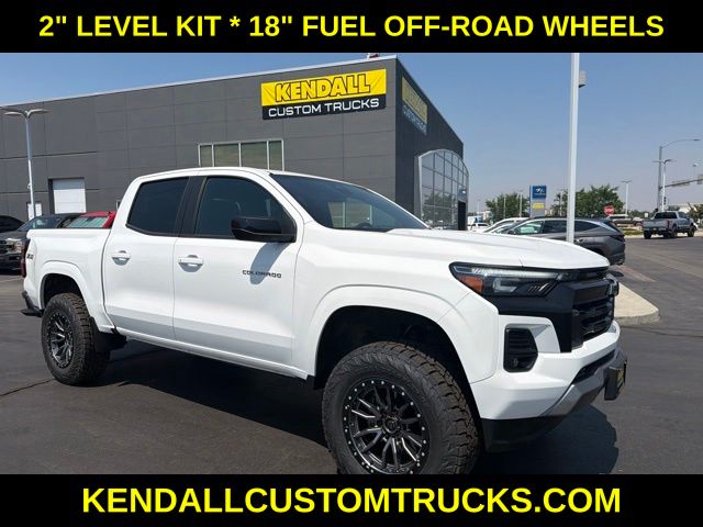Summit White 2023 Chevrolet Colorado Pickup Truck Four-Wheel Drive 8-Speed Automatic