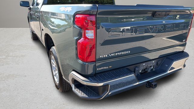 Used 2025 Gray Chevrolet LT image 33