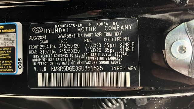 Used 2025 Abyss Black Pearl Hyundai Limited image 30