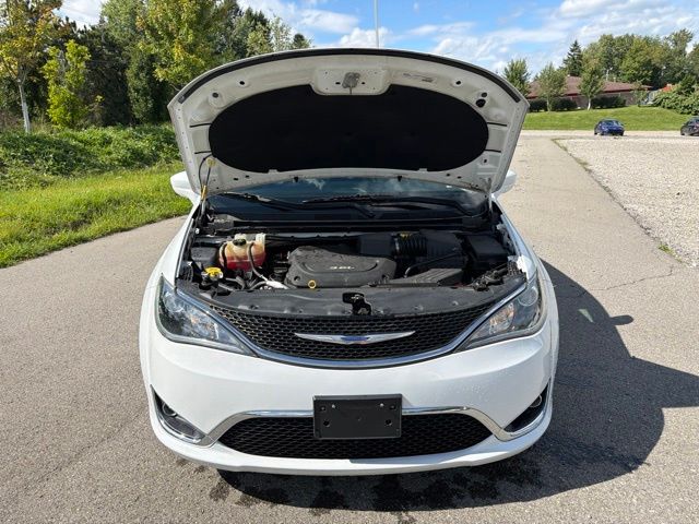 2019 Chrysler Pacifica Touring L White at Bob Ruth Ford