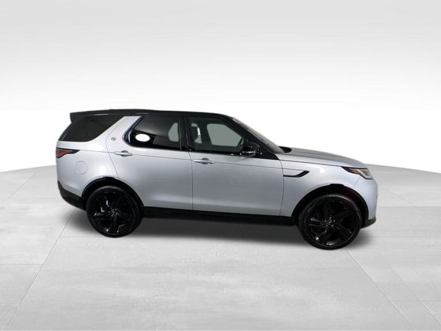 2023 Land Rover Discovery HSE R-Dynamic 7