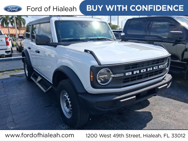 Oxford White 2025 Ford Bronco SUV / Crossover Four-Wheel Drive Automatic