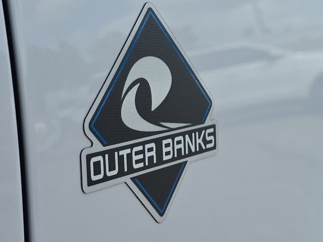 2024 Ford Bronco Outer Banks:B02475
