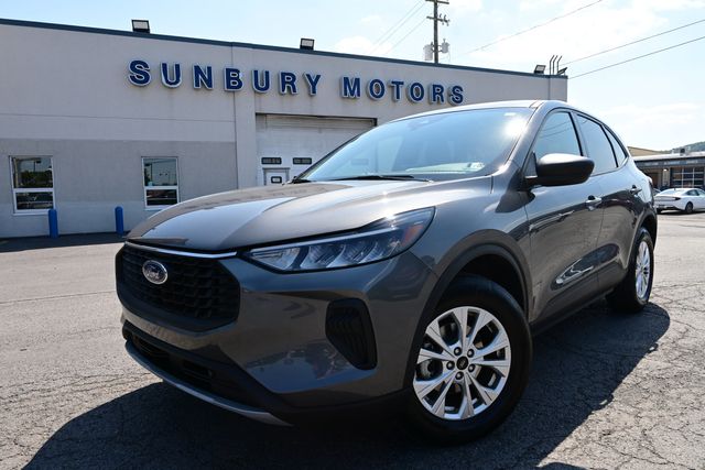 Carbonized Gray Metallic 2025 Ford Escape SUV / Crossover All-Wheel Drive 8-Speed Automatic