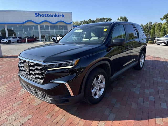 Crystal Black Pearl 2023 Honda Pilot SUV / Crossover All-Wheel Drive Automatic