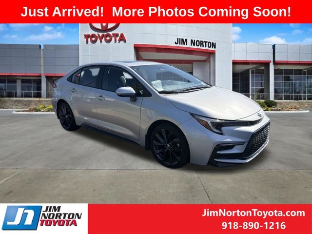 Classic Silver Metallic 2025 Toyota Corolla Sedan Front-Wheel Drive Continuously Variable Transmission