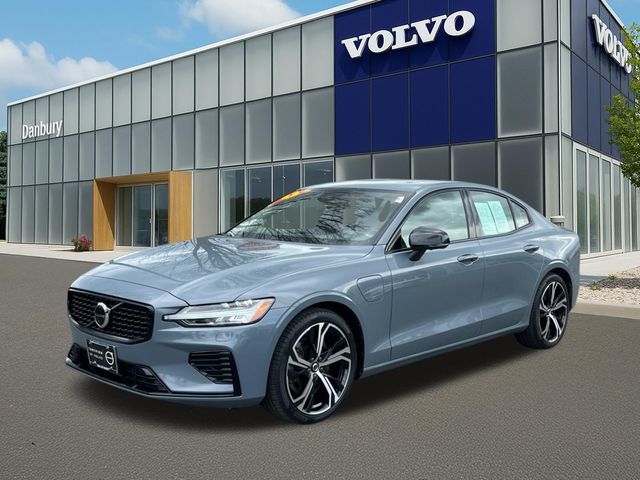 Thunder Gray Metallic 2023 Volvo S60 Recharge T8 Plus Dark Theme eAWD Sedan All-Wheel Drive Automatic