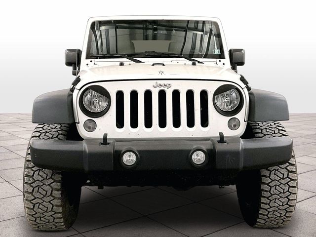 2016 Jeep Wrangler Unlimited Rubicon White at Luther Ford