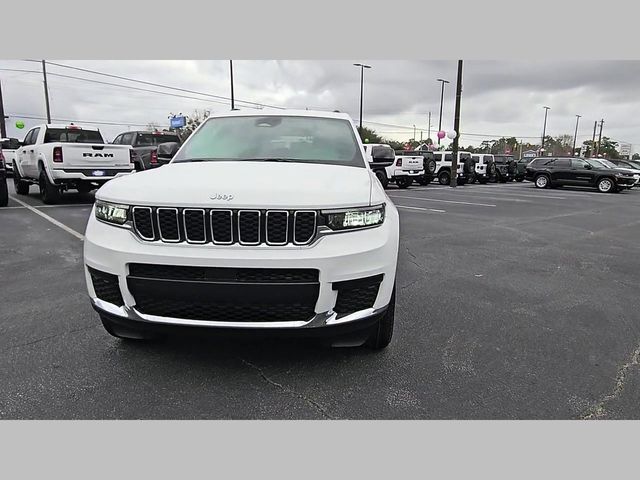 2026 Jeep Grand Cherokee L Laredo 4x4