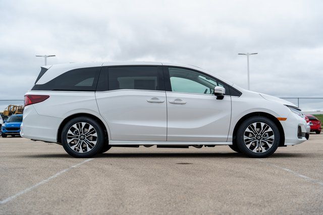 2025 Honda Odyssey Elite 8