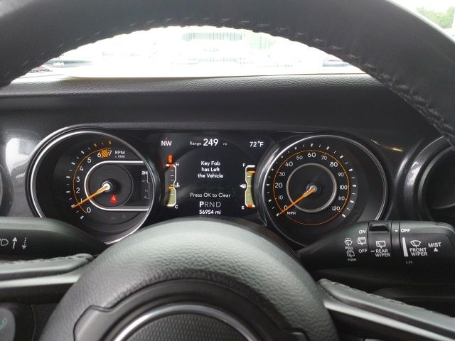 Used 2022 Black Jeep Unlimited Sport Altitude image 13