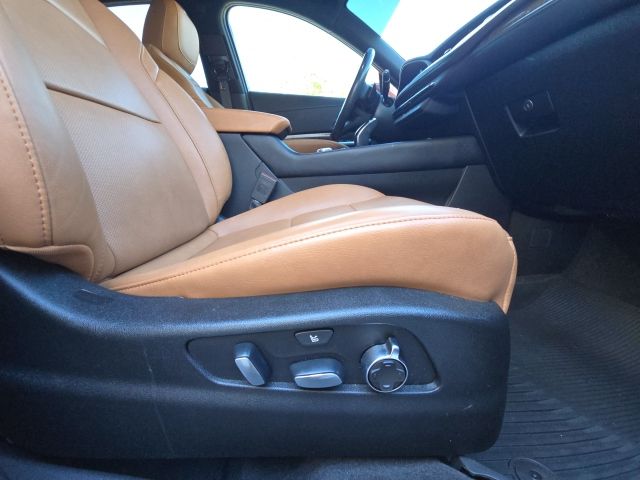 2020 Cadillac XT4 Premium Luxury:167340A