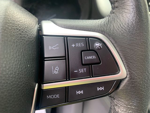 Used 2024 Toyota Sienna Van